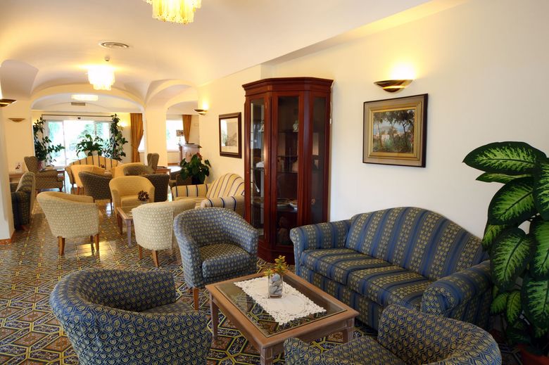 Hotel Hermitage & Park Terme - mese di Gennaio - Hotel Hermitage - Sala Attesa